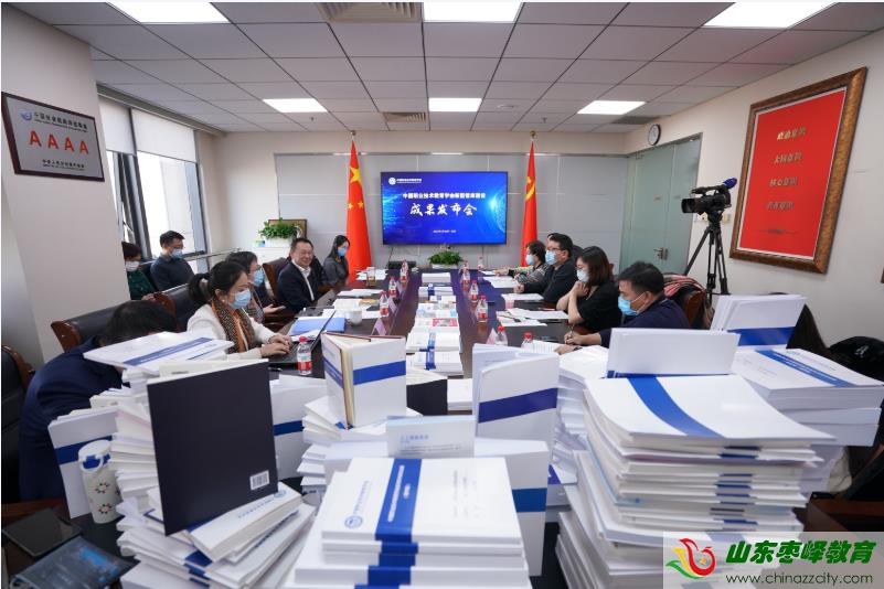 長春市產(chǎn)業(yè)投資引導(dǎo)基金召開擬參股子基金工作協(xié)調(diào)會暨專家評審會